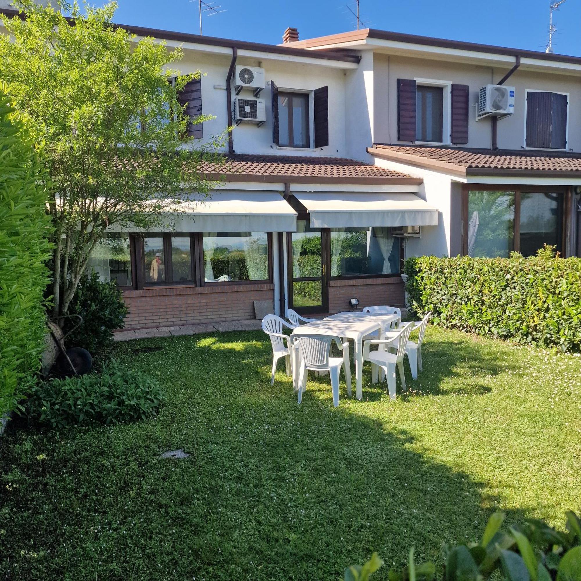 Villa Residenza Vittoria Bagnolo San Vito Exterior foto